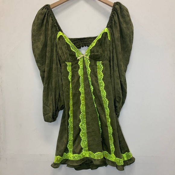 For Love And Lemons Dresses & Skirts - NWT For Love & Lemons Kristie Lace SAMPLE Mini